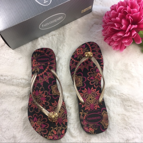 havaianas flower flip flops